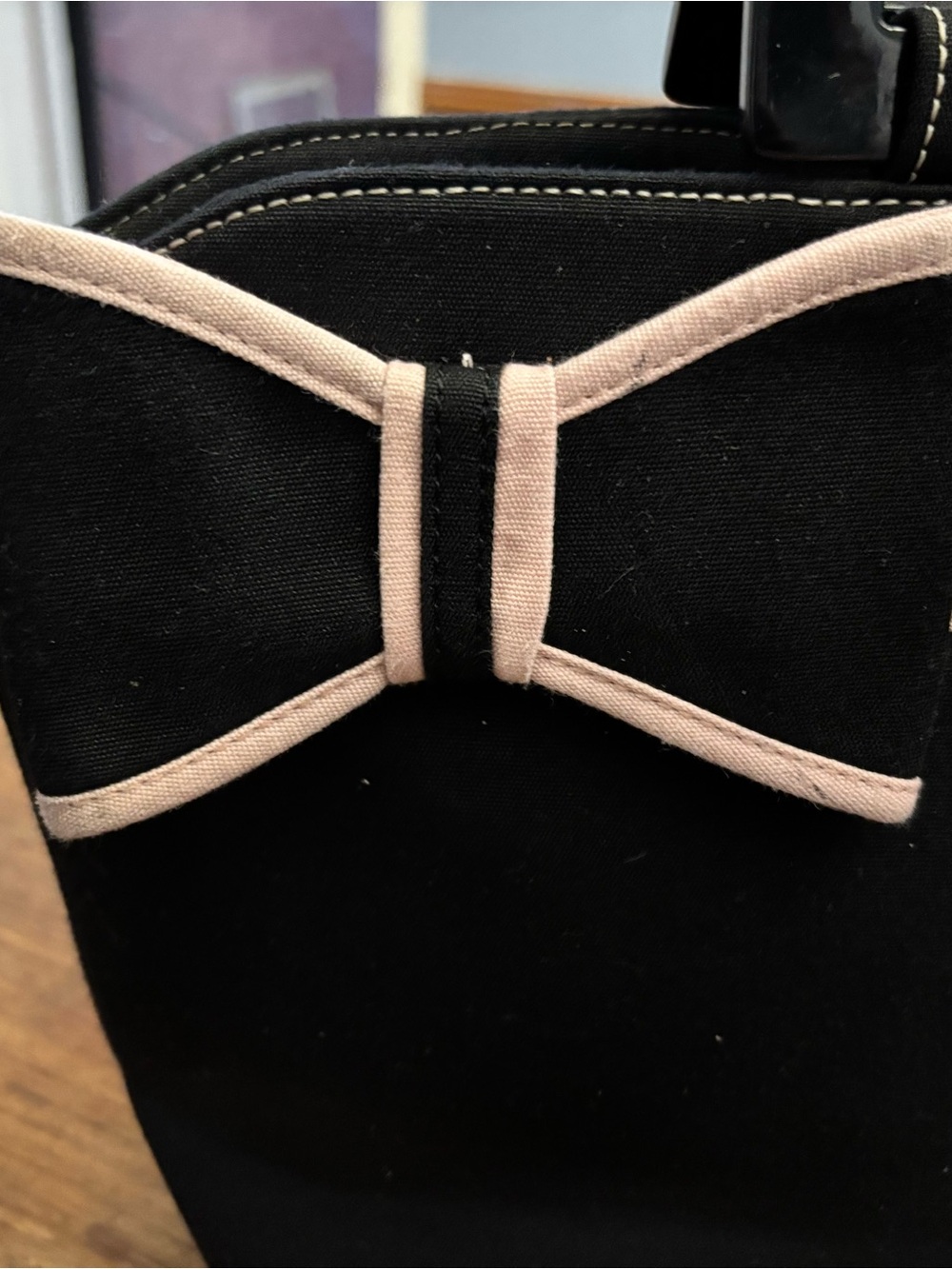 Vintage Black Bow Accent Tote Bag with Pale Pink Trim - Picture 2 of 5